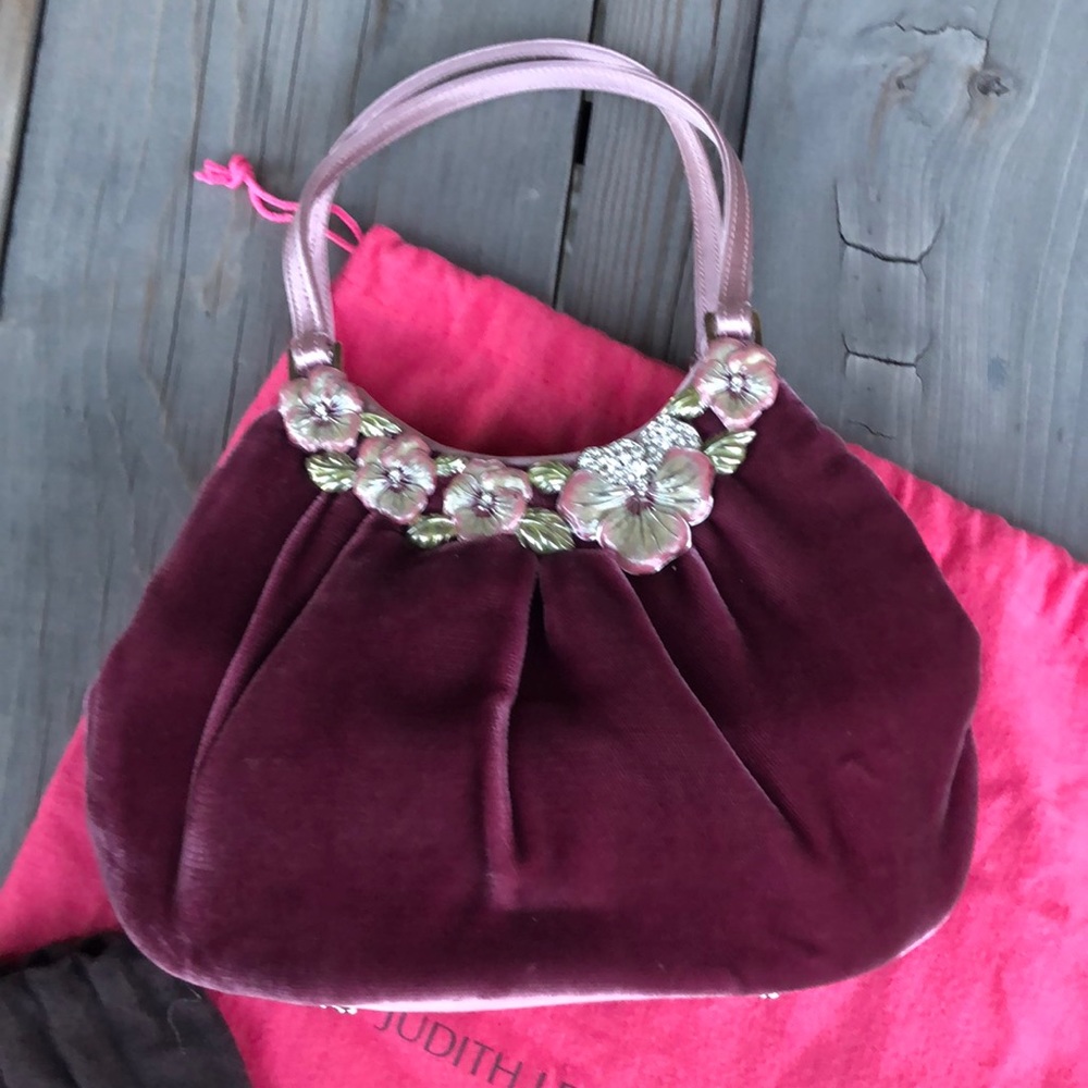 New Judith Leiber clutch - Picture 2 of 8